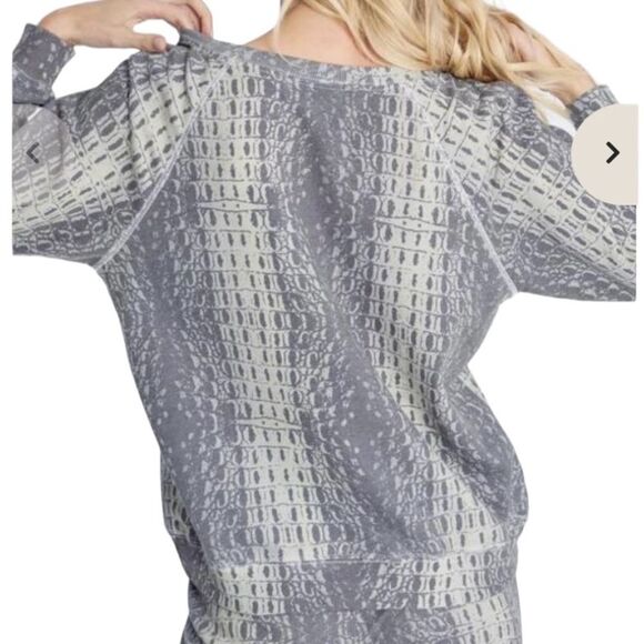 WILDFOX | Wildfox comfy sweatshirt Wetlands Sommers alligator print NWT size L - Picture 3 of 8